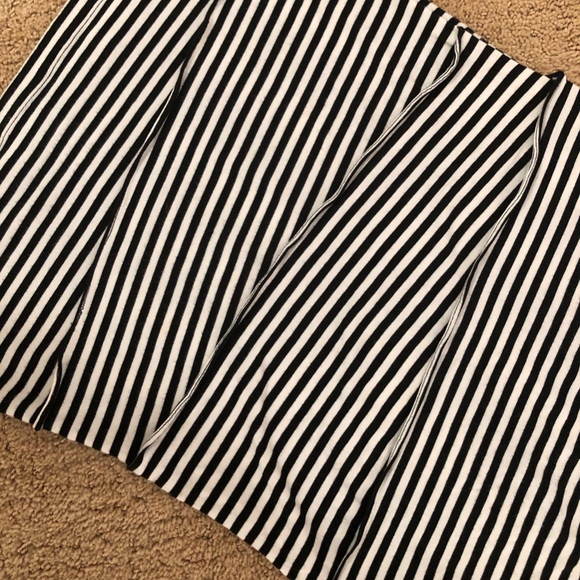 Banana Republic Tank top - Small - Picture 4 of 5